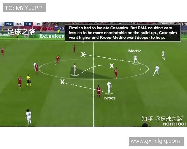 武汉排球队的战术变革与欧冠足球理念的深度融合探讨