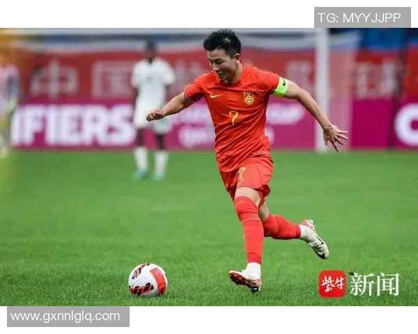 南京排球队的战术控制与排球热点分析探讨